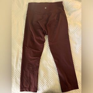 Lululemon Luon 23” leggings size 8